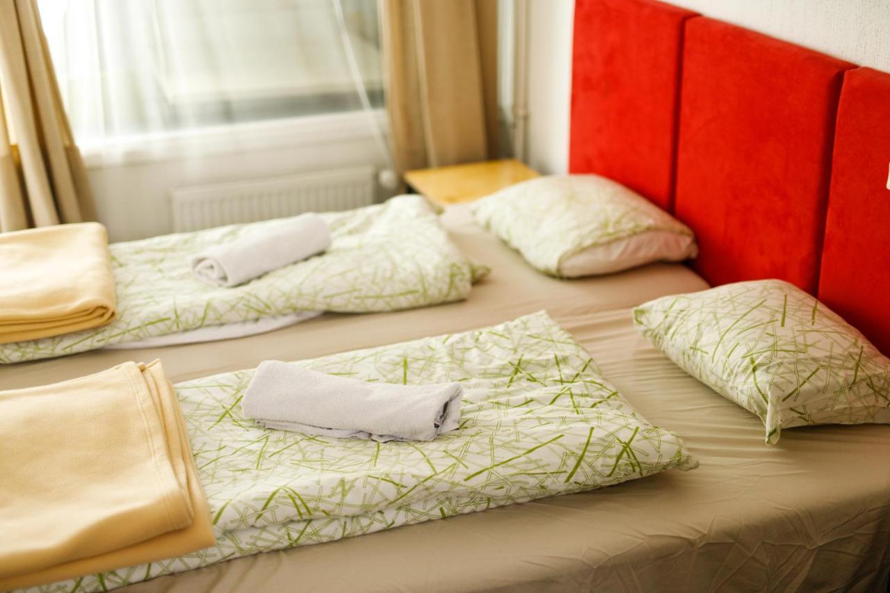Kaskada Hotel Poznan Luaran gambar